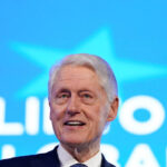 ex-presidente-dos-eua-bill-clinton-e-hospitalizado-com-febre