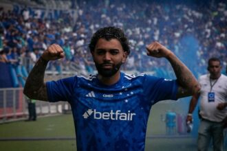 mais-de-45-mil-torcedores-lotam-o-mineirao-para-apresentacao-de-gabigol,-dudu-e-outros-quatro-reforcos