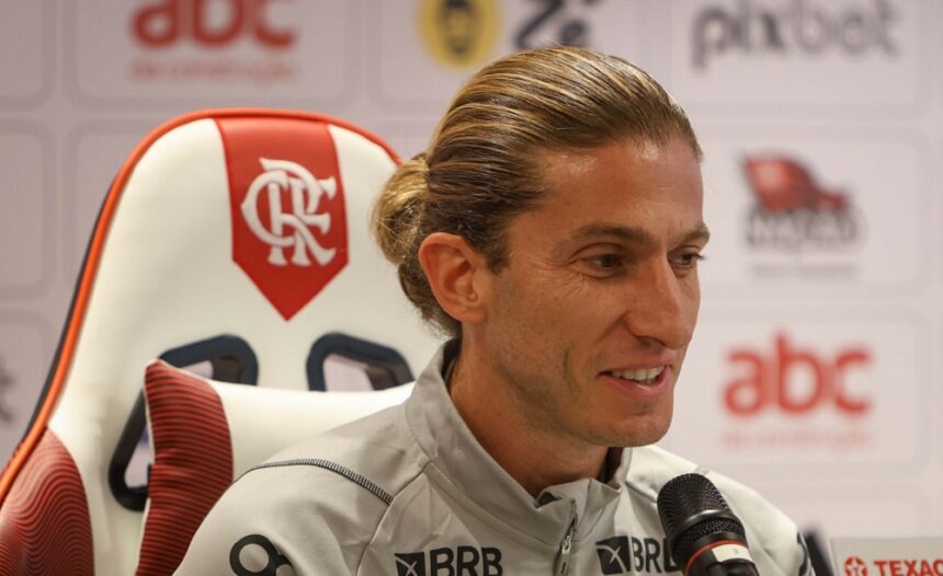 jose-boto-anuncia-continuidade-de-filipe-luis-como-treinador-do-flamengo