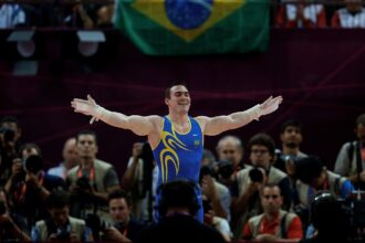 primeiro-brasileiro-a-ganhar-um-ouro-olimpico-na-ginastica,-arthur-zanetti-anuncia-aposentadoria