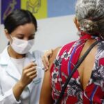 secretaria-da-saude-do-ceara-realiza-dia-d-de-vacinacao-contra-a-gripe-no-vapt-vupt-papicu