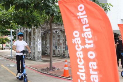 amc-realiza-acao-educativa-de-circulacao-de-patinetes-em-fortaleza