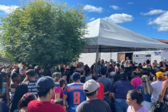 seis-familiares-mortos-em-acidente-de-carro-sao-velados-em-crateus,-no-ceara;-video