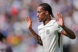 joao-pedro-celebra-‘inicio-dos-sonhos’-no-chelsea-sem-esconder-tristeza-por-queda-do-fluminense