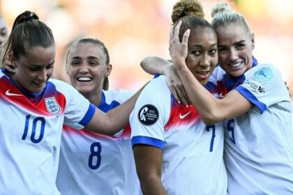 inglaterra-goleia-holanda-e-respira-na-euro-feminina;-franca-vence-e-mantem-100%-de-aproveitamento