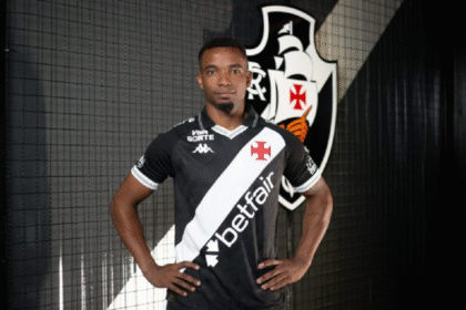 vasco-oficializa-a-contratacao-do-volante-thiago-mendes,-ex-sao-paulo,-ate-o-fim-de-2027