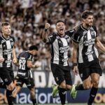 camp.-brasileiro:-pedro-raul-marca-e-ceara-empata-com-o-flamengo-por-1-a-1-no-castelao