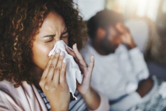 gripe,-resfriado,-covid-19-ou-dengue:-entenda-diferencas-e-sintomas
