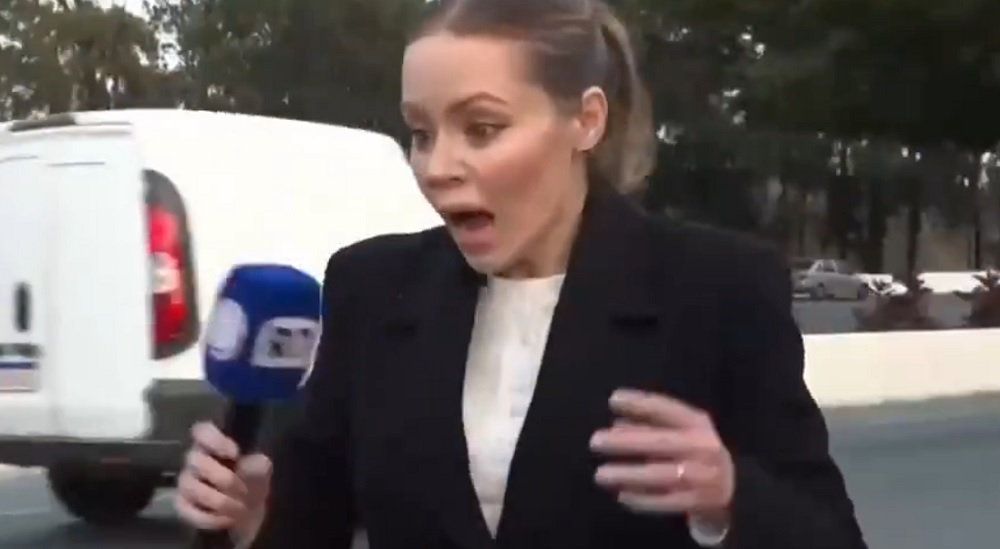 reporter-da-tv-record-e-roubada-antes-de-transmissao-ao-vivo-em-sao-paulo