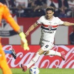 cedric-abre-o-jogo-sobre-criticas-da-torcida-do-sao-paulo-apos-decisao-na-libertadores