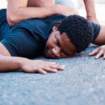 jovens-negros-representam-73%-dos-obitos-por-causas-externas-no-brasil,-aponta-estudo-da-fiocruz