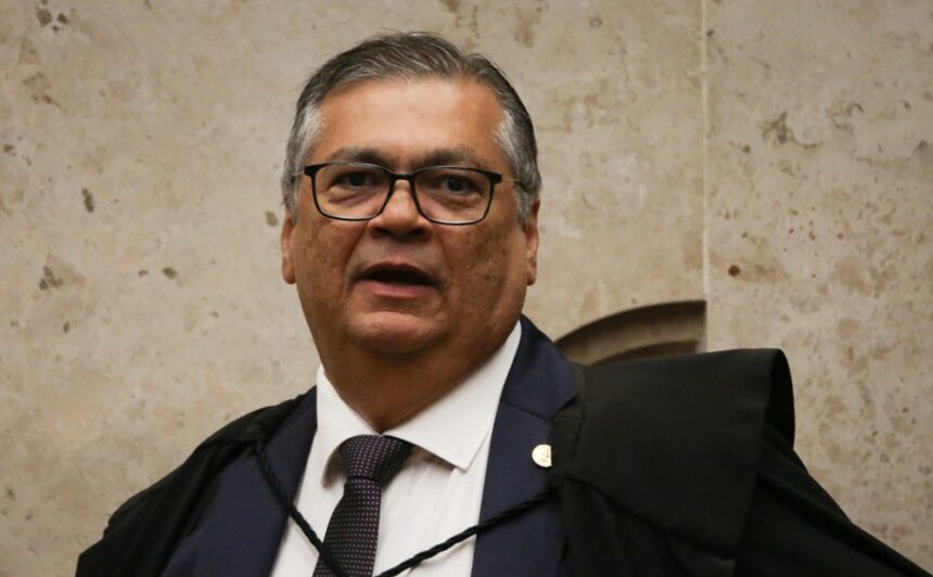 pf-indicia-mulher-que-hostilizou-ministro-flavio-dino-em-voo
