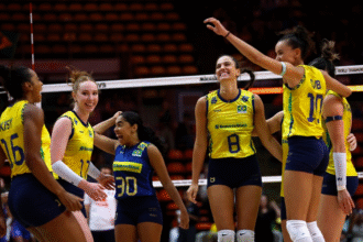 em-jogo-tenso,-brasil-bate-franca-e-vai-as-semifinais-do-mundial-de-volei-feminino