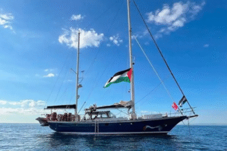 flotilha-com-ajuda-humanitaria-para-gaza-afirma-que-barco-foi-atacado-por-drone;-tunisia-nega  