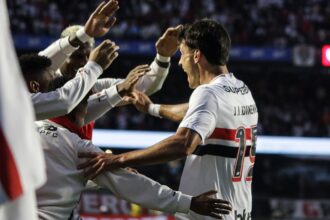 sao-paulo-vence-o-botafogo-em-casa-com-gol-de-dinenno-no-campeonato-brasileiro