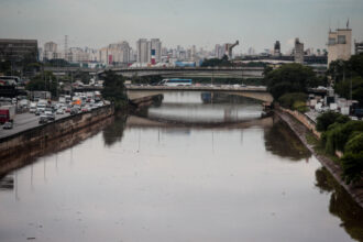rio-tiete-continua-vulneravel-apesar da-reducao-de-15,9%-da-mancha-de-poluicao