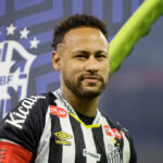 neymar-fica-fora-de-treino-e-passa-a-ser-duvida-para-o-classico-entre-santos-e-sao-paulo