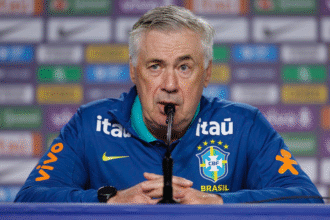 ancelotti-explica-por-que-so-convocou-dois-do-brasileirao-e-garante-hugo-souza-como-titular