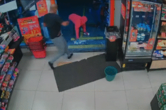 pm-acusado-de-matar-jovem-negro-em-mercado-vai-a-juri-popular