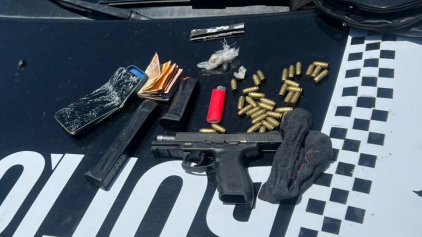 policia-prende-seis-pessoas-e-apreende-armas-e-drogas-em-operacao-em-pindoretama