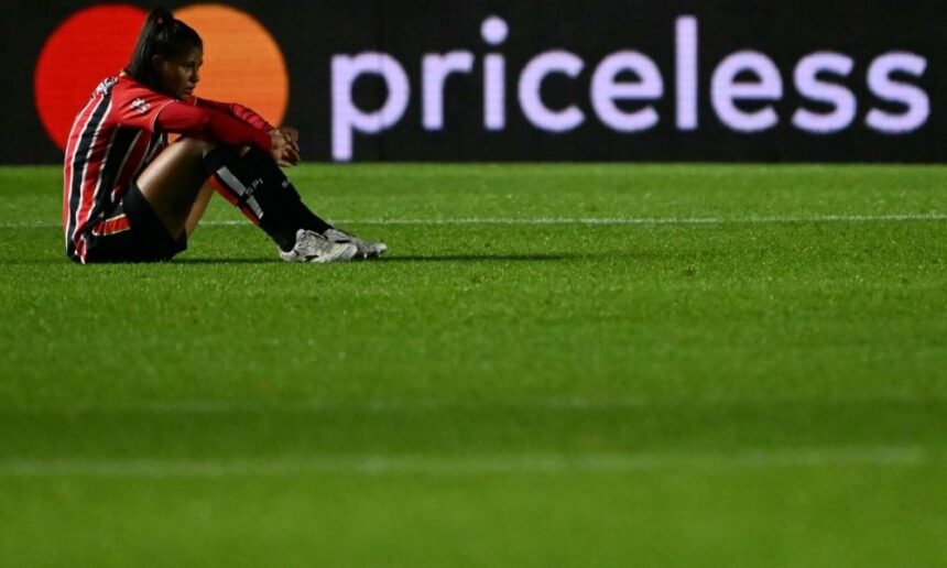 sao-paulo-perde-para-deportivo-cali-e-e-eliminado-da-libertadores-feminina