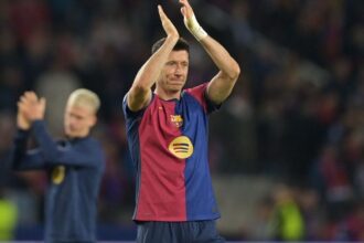 lewandowski-sofre-lesao-na-coxa-e-desfalca-barca-no-classico-contra-real-madrid