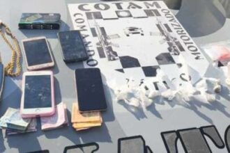 com-informacoes-da-coin/sspds,-pmce-prende-suspeito-de-trafico-de-drogas-na-barra-do-ceara