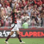 palmeiras-sofre-com-erros-individuais,-pedro-se-destaca-e-flamengo-vence-‘final’-do-brasileirao