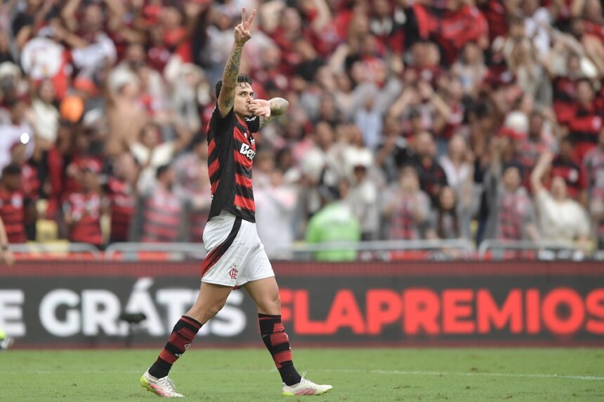 palmeiras-sofre-com-erros-individuais,-pedro-se-destaca-e-flamengo-vence-‘final’-do-brasileirao