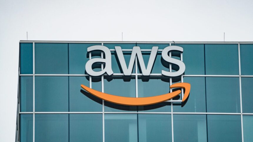 pane-global-na-amazon-derruba-mais-de-500-aplicativos