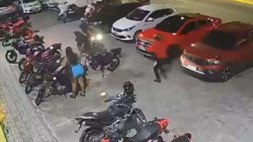aluno-e-assassinado-a-tiros-no-estacionamento-de-academia-no-ceara;-video