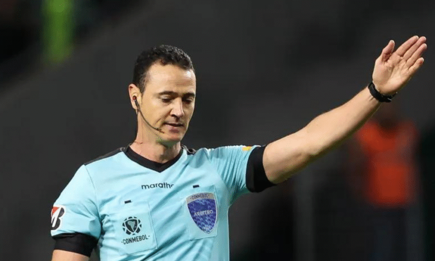 conmebol-define-wilmar-roldan-como-arbitro-de-palmeiras-x-ldu-pela-semifinal-da-libertadores