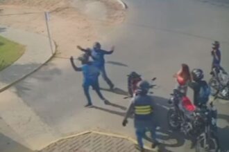 video:-criminosos-fingem-ser-clientes-e-assaltam-tres-mototaxistas-durante-corrida-no-ceara