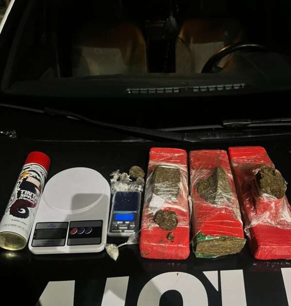 pmce-captura-trio-e-apreende-cerca-de-3-kg-de-maconha-na-vila-peri