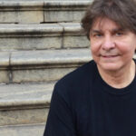 lo-borges,-icone-do-clube-da-esquina,-morre-aos-73-anos