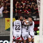 flamengo-celebra-os-130-anos-com-goleada-e-rebaixa-o-sport