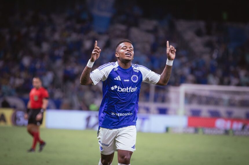 cruzeiro-vence-corinthians-por-3-a-0