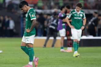 fim-de-temporada-do-palmeiras-e-o-pior-em-10-anos;-veja-numeros