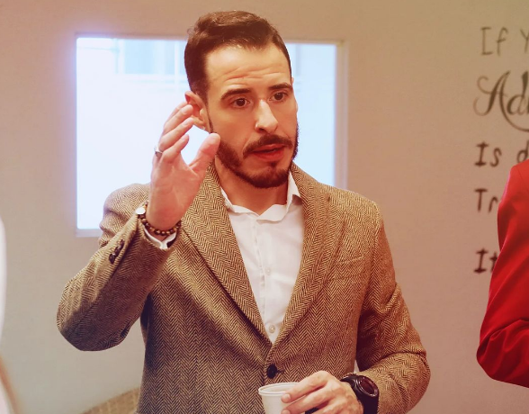 ‘calvo-da-campari’-diz-que-houve-agressao-mutua-e-nega-tentativa-de-estupro-contra-namorada