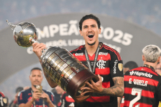 filipe-luis-projeta-retorno-de-pedro-na-semifinal:-‘expectativa-e-que-tenha-minutos’