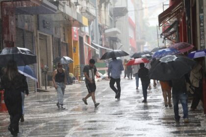 defesa-civil-emite-alerta-para-frente-fria-em-sp-ate-terca-feira
