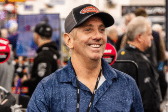 quem-era-greg-biffle,-ex-piloto-da-nascar-morto-em-acidente-aereo-nos-eua