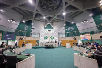 assembleia-aprova-orcamento-de-r$-48-bilhoes-para-governo-do-ceara-em-2026