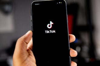 tiktok-fecha-acordo-para-criar-empresa-nos-eua-e-evitar-proibicao