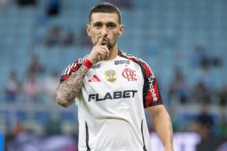 arrascaeta-supera-messi-e-e-eleito-o-rei-da-america