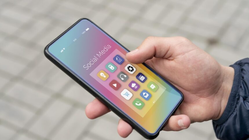 celulares-com-tela-grande:-5-modelos-gigantes