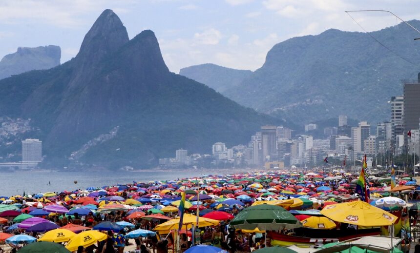 rio-de-janeiro-tem-alerta-de-calor-severo-para-o-fim-de-semana