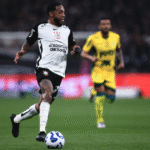 postura-de-martinez-em-meio-a-demora-para-voltar-ao-corinthians-gera-aborrecimento