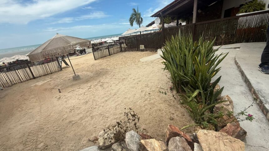 15-estabelecimentos-sao-notificados-por-uso-sem-autorizacao-de-areas-publicas-em-jericoacoara