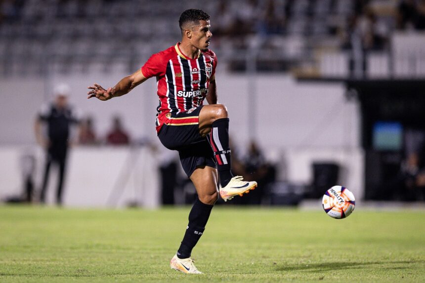 paulistao:-sao-paulo-vence-ponte-preta-por-2-a-1-e-se-confirma-nas-quartas